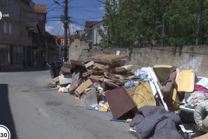 Pas muajsh nën mbeturina inerte, Komuna nis pastrimin e lagjeve në Prishtinë