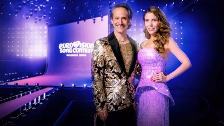 Prezantuesja e “Eurovisionit” u vesh nga dy dizajnerë nga Kosova