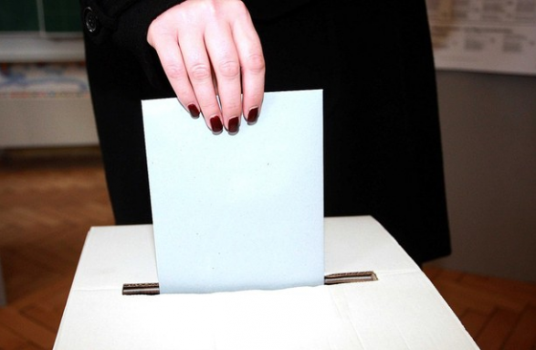 Sot përfundon afati i regjistrimit për votuesit jashtë vendit
