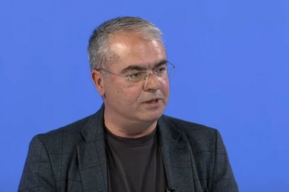 Fetoshi: “Memorandumi i Kragujevcit” rikthen narrativat e vjetra shoviniste në Serbi dhe rrezikon stabilitetin në Ballkan