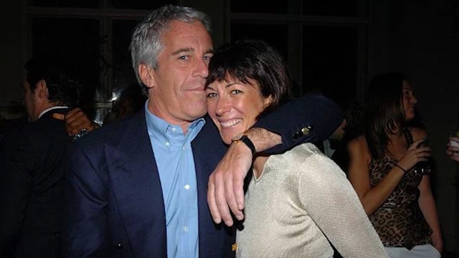 Franca zgjeron hetimet ndaj rrjetit të Jeffrey Epstein