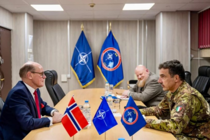 KFOR-i pret ambasadorin norvegjez, diskutojnë për sigurinë në Kosovë