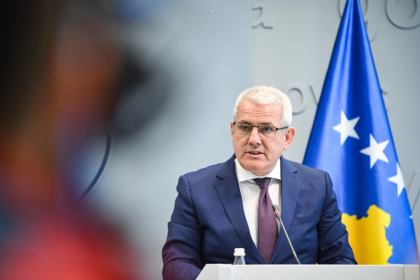Sveçla: Presionet dhe kërcënimet ndaj votuesve në Graçanicë të orkestruara nga Serbia