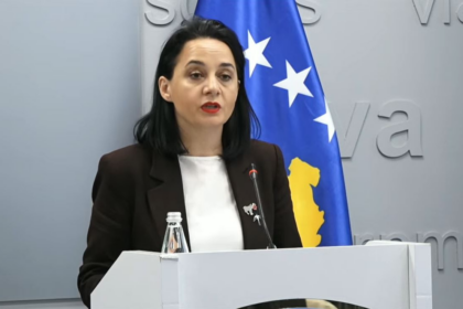 Pakoja qeveritare për mbeturinat, Pacolli paralajmëron masa të ashpra e gjoba për komunat