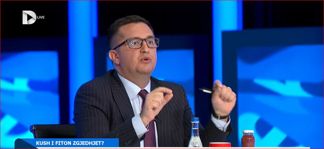 Mustafa: Vjosa Osmani është profesioniste dhe politikane e shkëlqyer