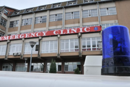 Ndërron jetë në QKUK personi i aksidentuar me motoçikletë në Pejë