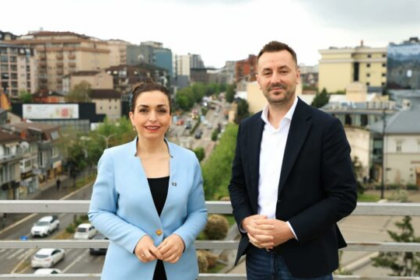 Vjosa Osmani prezanton Visar Xanin si pjesë të ekipit të saj