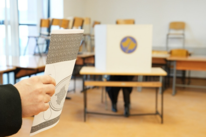 KQZ mban mbledhje, pritet miratimi i fletëvotimit për 7 qershor, plani i sigurisë dhe kutitë postare për votim me postë