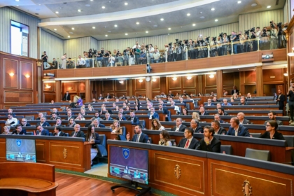 Kuvendi shpallet i konstituuar, Kushtetuesja kërkon të zgjidhet sa ma parë nënkryetari nga PDK’ja