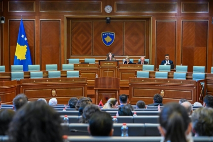 Kuvendi njofton për seancën e së hënës, në rend dite: betimi i deputetëve, Deklarata për aktgjykimin e Speciales e nënkryetari i PDK’së