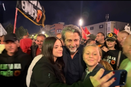 Protestat kundër dënimit të ish-krerëve të UÇK’së, Rama: Mbrëmë krejt gjeneratat bashkë për drejtësi