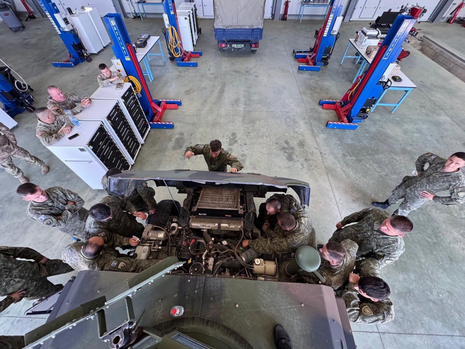 FSK avancon kapacitetet teknike për mirëmbajtjen e automjeteve ‘HMMWV’ me mbështetjen amerikane