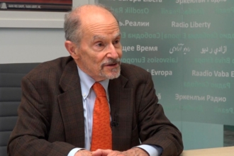 Ish-diplomati amerikan paralajmëron se sinjalet e përziera mund t’i dobësojnë sanksionet ndaj Rusisë