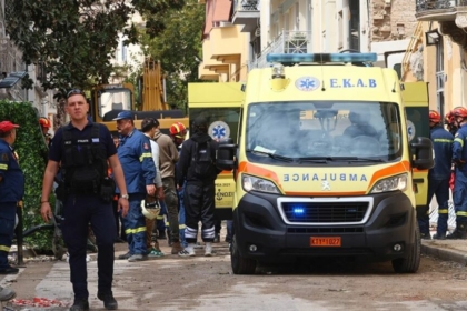 Shembja e ndërtesës nga një shpërthim në Athinë – 6 të vdekur, mes viktimave 3 shqiptarë, dy prej tyre motër e vëlla