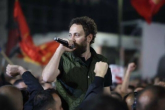 Ermal Fejzullahu, Alban Dudushi e Korab Shaqiri sonte në natën e 15-të të protestës “Jo në emrin tim”