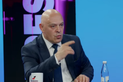 Gjini: Kurrfarë respekti s’kam për Donika Gërvallën – a ju vjen inati udhëheqësit e luftës së Serbisë me u dënu më pak se ata të Kosovës