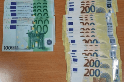 Dogana e Maqedonisë ia konfiskon 200 mijë euro shtetasit hungarez