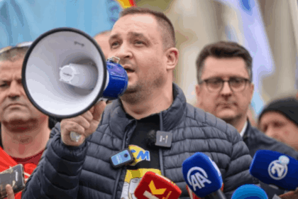 Trendafilov: Me këto paga, punëtorët në Maqedoninë e Veriut vetëm mbijetojnë