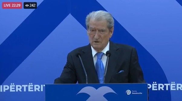 Masa ndaj Vlora Hysenit, Berisha: Hera e parë në histori që kreu i një shërbimi sekret vihet në funksion të krimit