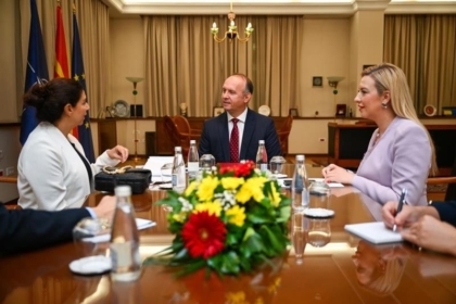 Gashi në takim me Hilal: Forcimi i bashkëpunimit për barazinë gjinore dhe avancimi i pjesëmarrjes së të rinjve