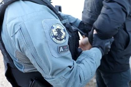 Arrestohen dy persona në Gjakovë për fajde, kapen në flagrancë gjatë marrjes së kamatës
