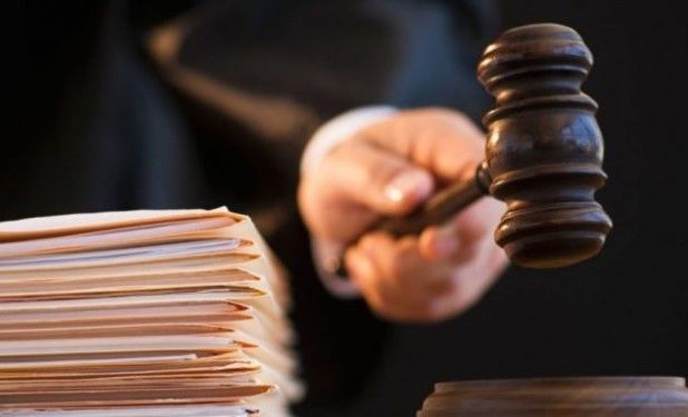 Vendosën gypa ‘inox’, në vend të bakrit dhe nuk zbatuan detyrimet e kontratës – aktakuzë ndaj dy personave për keqpërdorim dhe mashtrim në prokurim publik