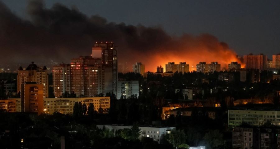 Kievi nën breshërinë e raketave dhe dronëve rusë, Ukraina aktivizon mbrojtjen ajrore Kievi nën breshërinë e raketave dhe dronëve rusë, Ukraina aktivizon mbrojtjen ajrore