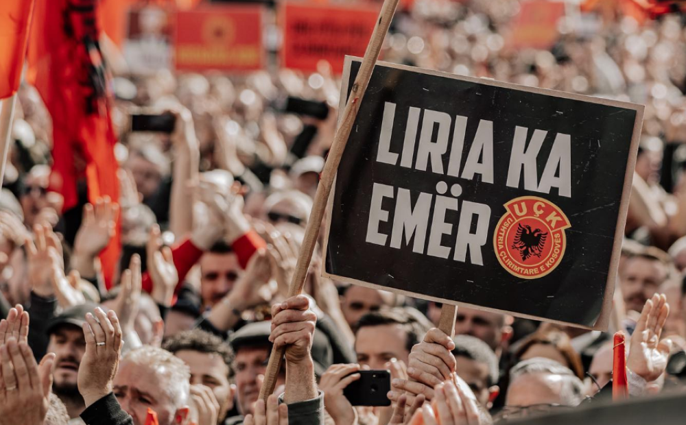 “Liria Ka Emër” publikon oraret e nisjes së autobusëve për protestën e 1 tetorit