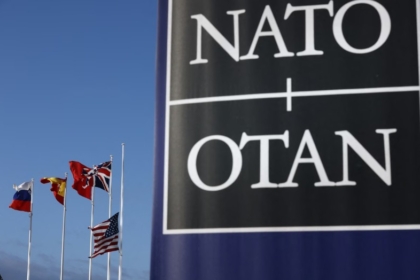 NATO: Partneriteti me Serbinë duhet të jetë rrugë e dyanshme – kërkojmë përgjegjësi për aktet e dhunës nga viti 2023