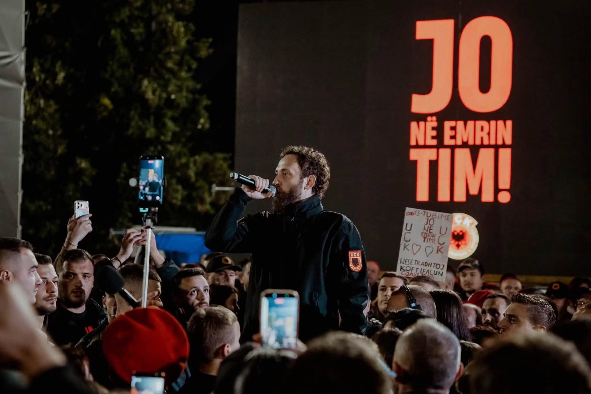 Valon Murati, Hysni Klinaku e Leart Ajvazi folës në natën e 14-të të protestës; Çlirim Haziri me kërkesë konkrete për Qeverinë dhe Kuvendin