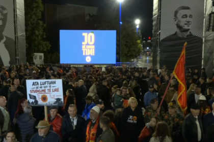 Protesta “Jo në emrin tim” vazhdon për të shtatën natë në Prishtinë