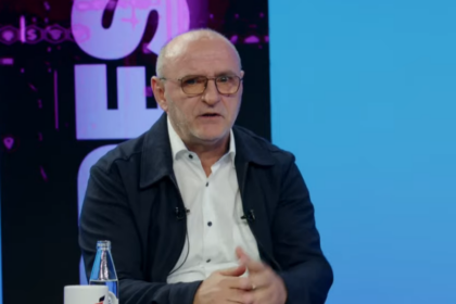 “Më kanë hy në shpi njerëz të paftuar”, Sherifi tregon për sms’in e Jakup Krasniqit: S’më hiqet prej syve kur kalo xhipi me të brenda
