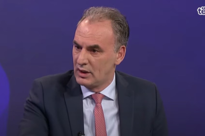 Limaj: Shteti dhe populli i Kosovës nuk lejojnë që t’i rishkruhet historia